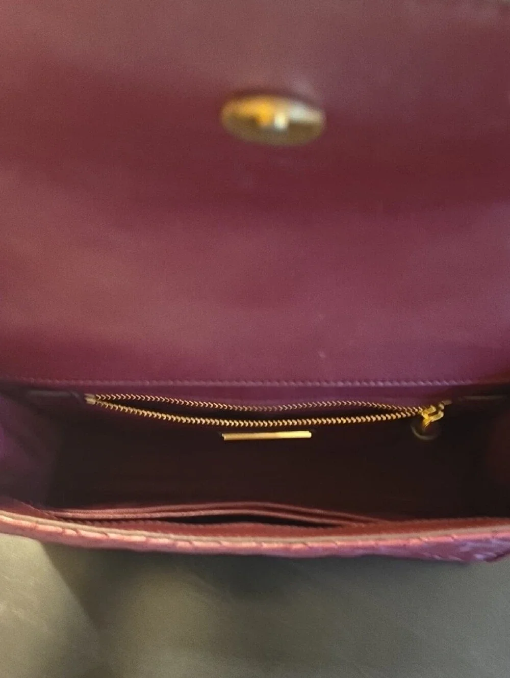 Tory Burch Fleming Shoulder Bag in Imperial Garnet- Excellent Condition